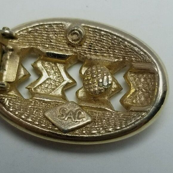 Vintage Sarah Coventry Gold Tone Oval Shape Clip On Earrings, Retro 80s Style - Picture 4 of 7